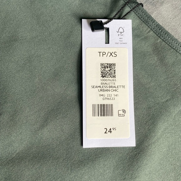 NWT Dynamite Green Seamless Bralette Top. Extra Small, Medium and Large - Picture 5 of 13